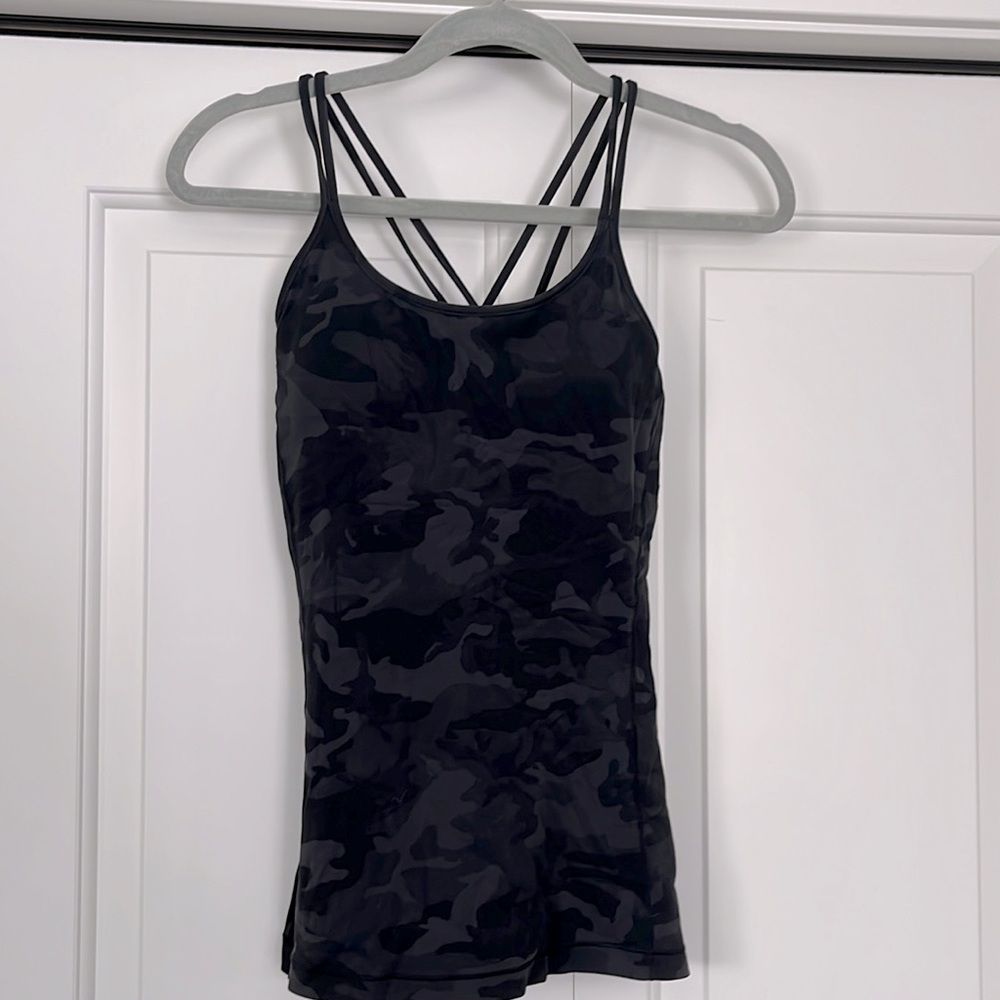 Lululemon tank